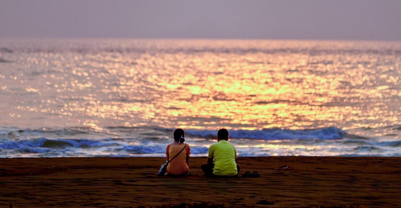 🌊 Velas Beach, Maharashtra – A Quiet Shoreline Where Turtles Return Home