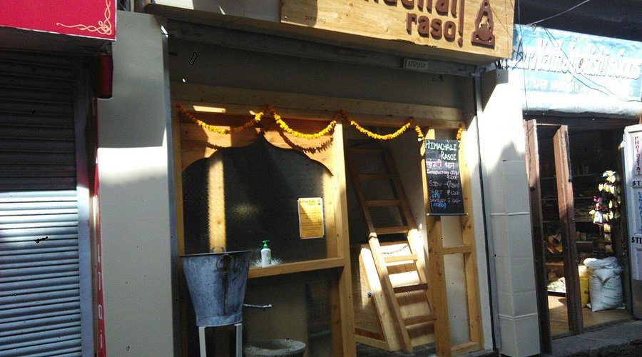 Local Favourites (Authentic Himachali & Regional)