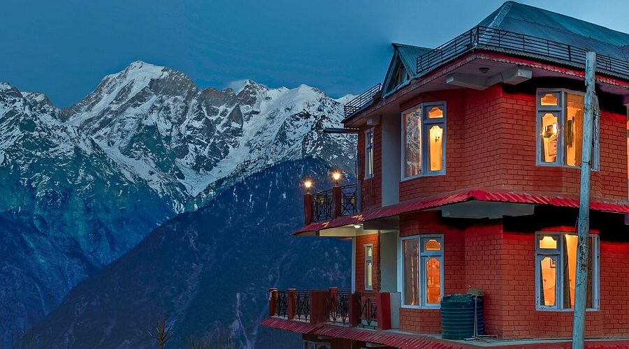 🏡 Luxury & Heritage Hotels