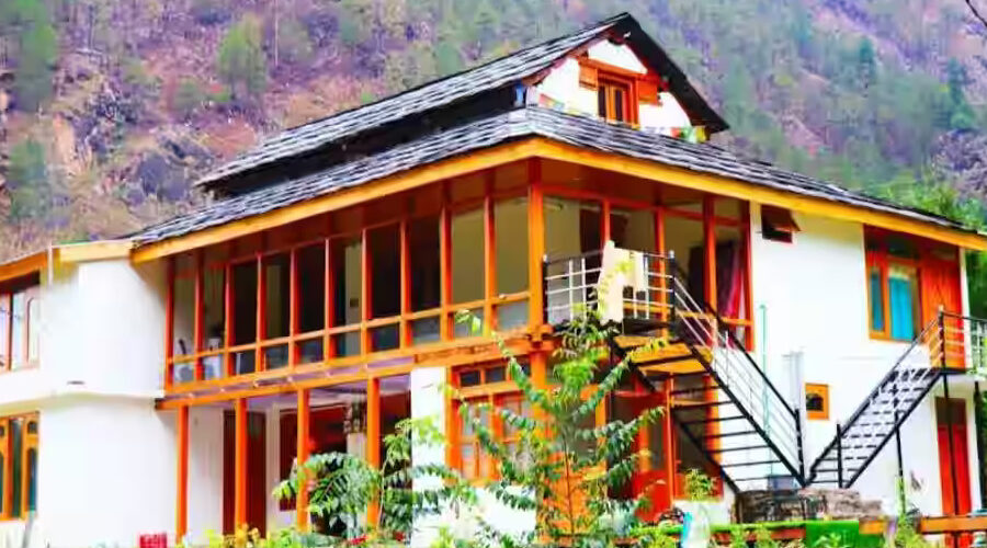 Homestays & Local Living