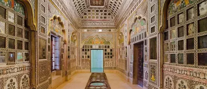 photo spot to pin-Amber Fort Sheesh Mahal reflections