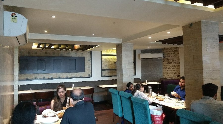 Kwality Restaurant (Gandhi Chowk)