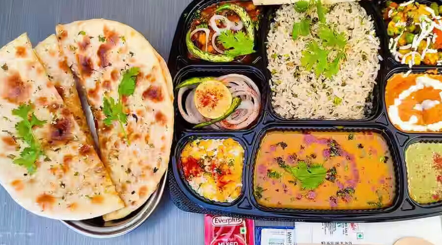 🍽️ Traditional Thalis & Local Cuisine