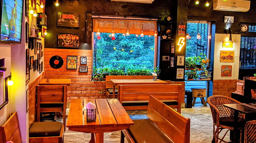 Contemporary Cafes & Modern Dining