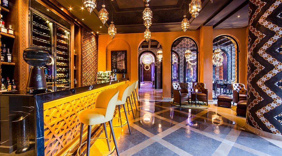 Cultural Dining Experiences