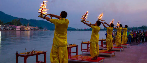 Gangaur-Ghat-evening-aarti-udaipur