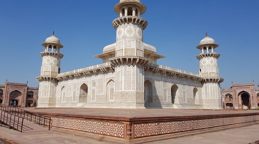 Itimad-ud-Daulah's Tomb (Baby Taj)