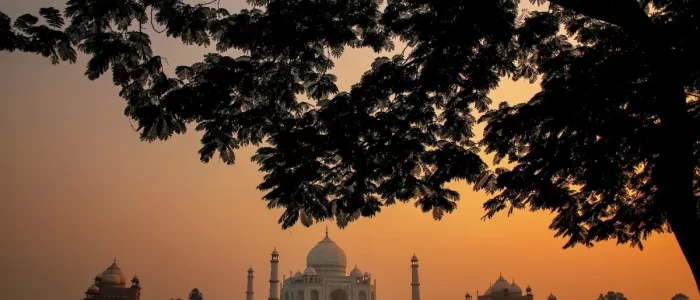 Taj-Mahal-from-Mehtab-Bagh-at-sunset_11zon