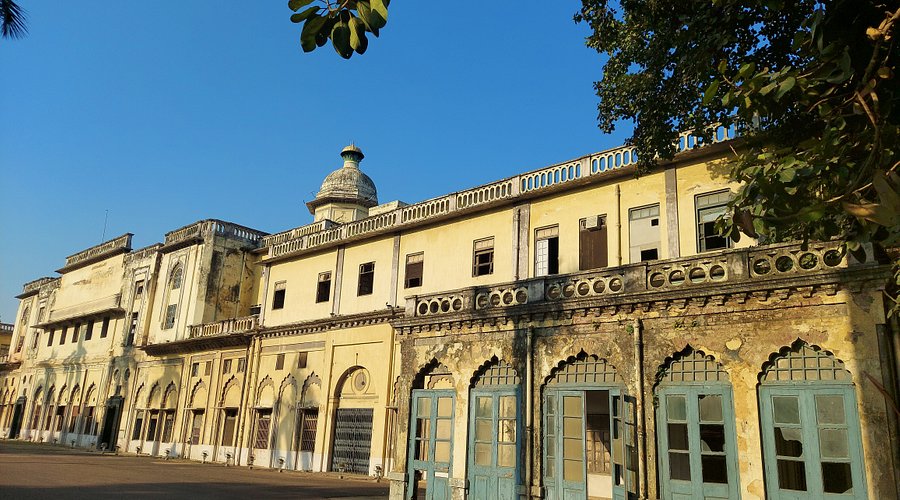 Chhatar Manzil