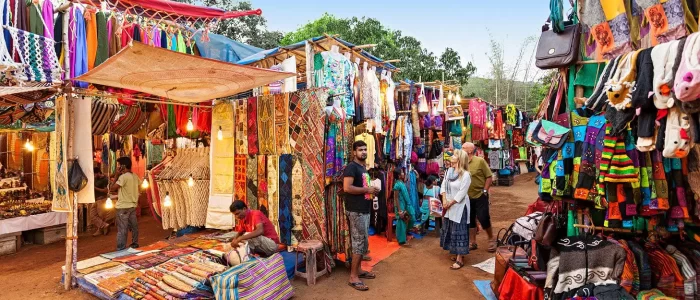 colourful-markets-anjuna-mapusa-goa