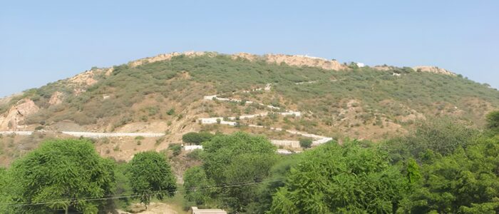 govardhan-parikarma-niyam-1