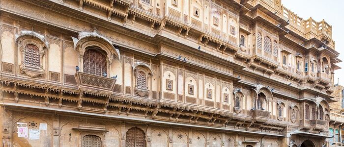 patwon-ki-haveli-jaisalmer-rajasthan-balconies