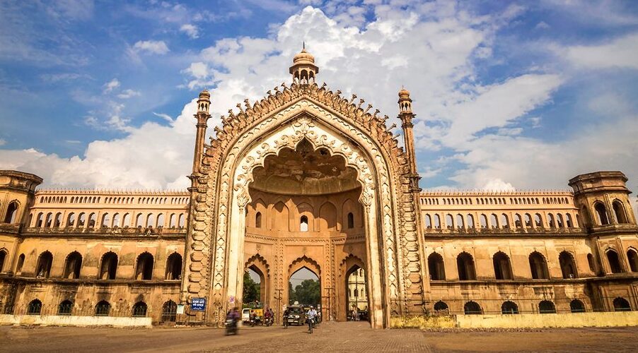 Rumi Darwaza