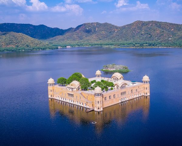 jal-mahal-jaipur-rajasthan-1-attr-hero